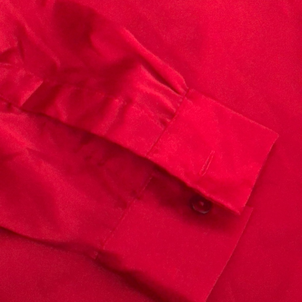 Red top - Picture 3 of 4